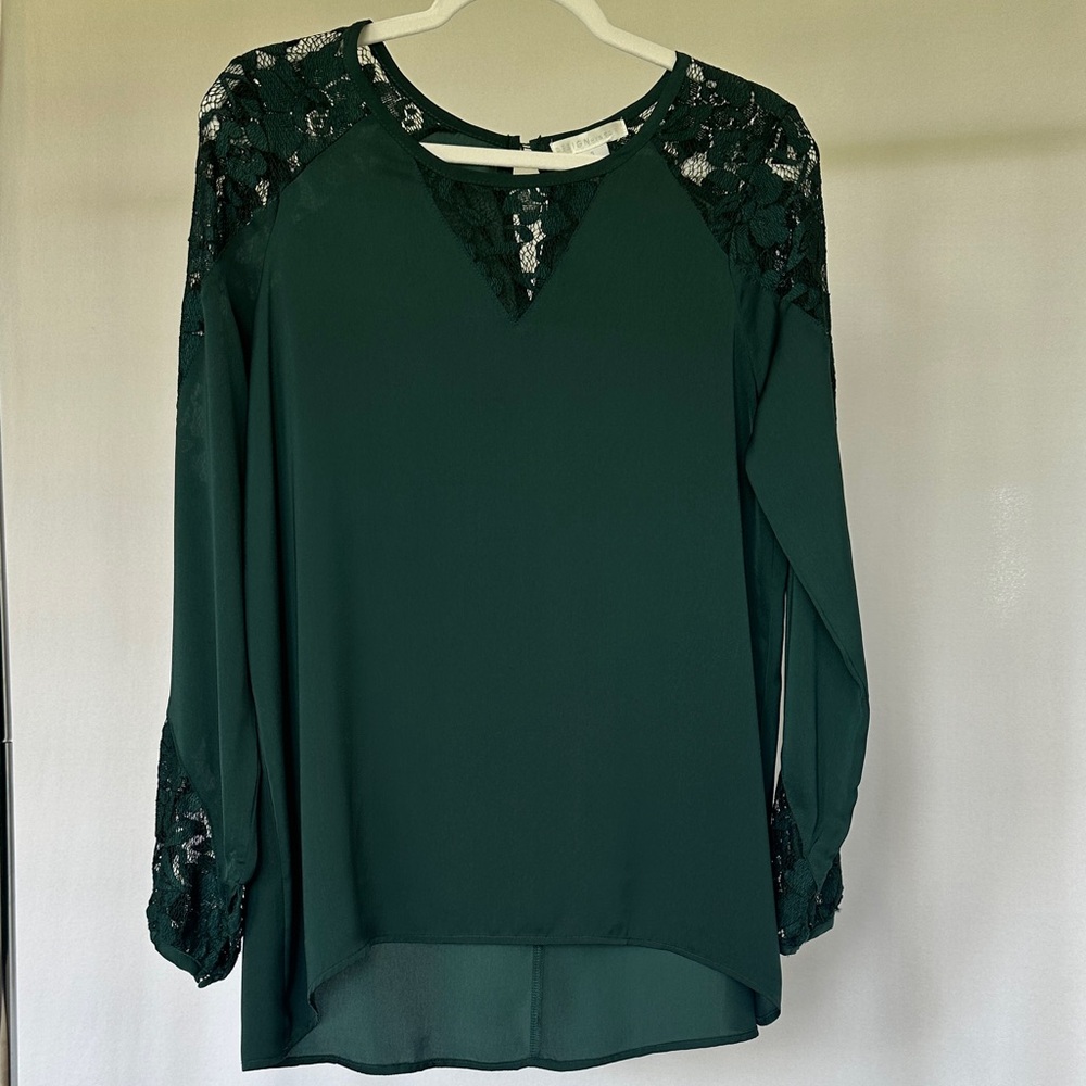 Design History Dark Green Lace-Accent Long Sleeve Blouse